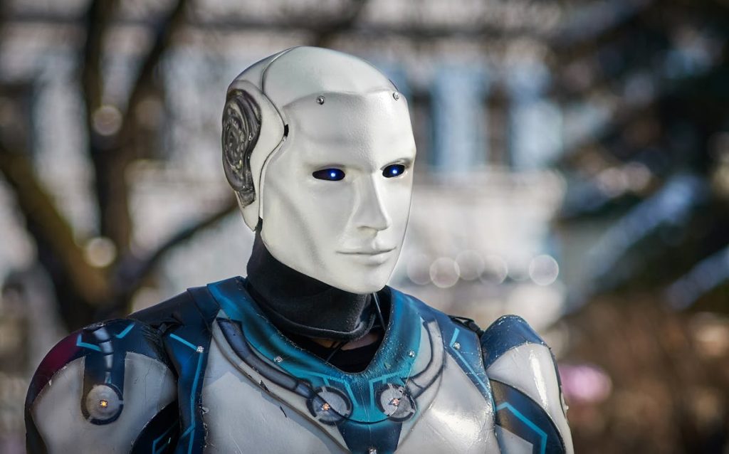 Generatywna sztuczna inteligencja w biznesie – humanoidalny robot AI