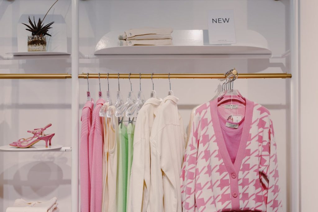 Sklep internetowy z odzieżą Modano – WooCommerce realizacja DevLynx